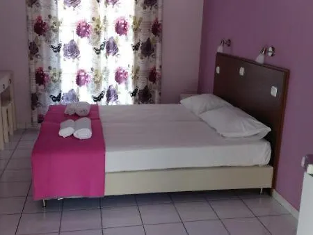 Studio Koukoutsa 2 *